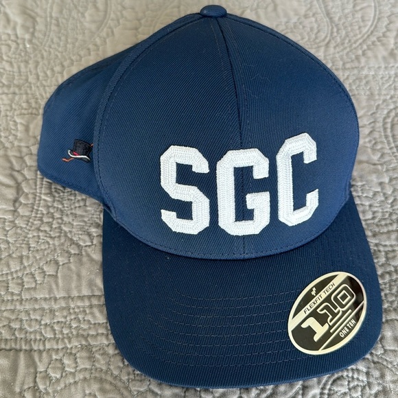 G/Fore exclusive Squires Golf Club hat - Picture 1 of 7